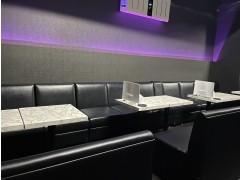 ハニーハニー店内 2