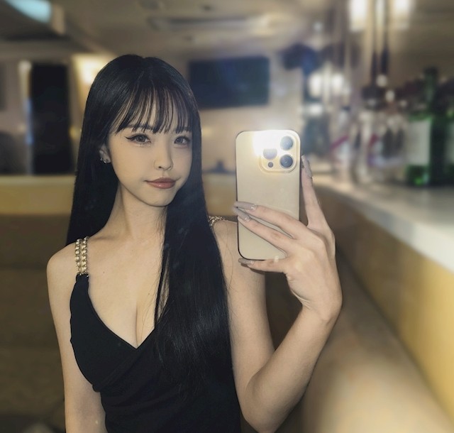 みなみプロフィール写真3
