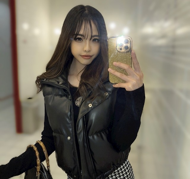 みなみプロフィール写真8