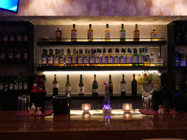 カルミヤ店内 1