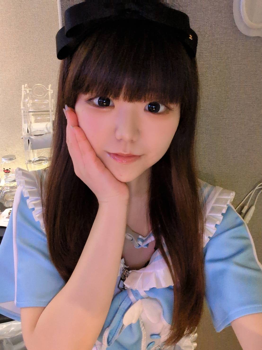 めろ