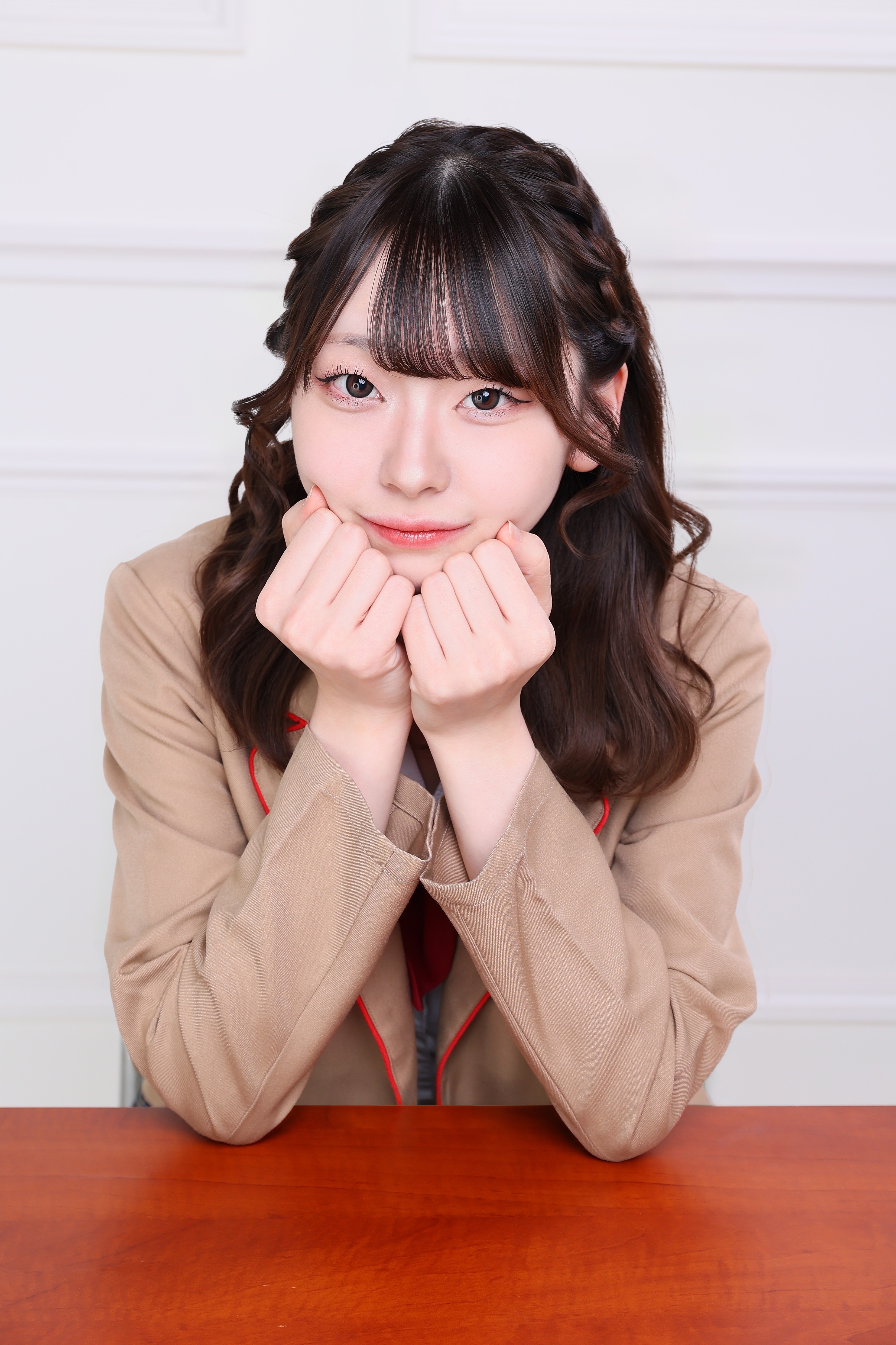 にの