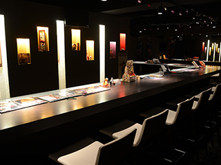 京都ガールズバー わんぴーす店内 1