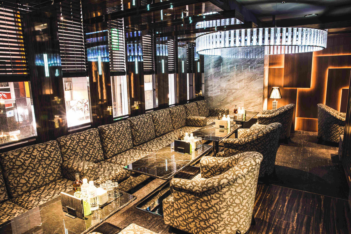 Lounge凛 BARCELONA店内 1