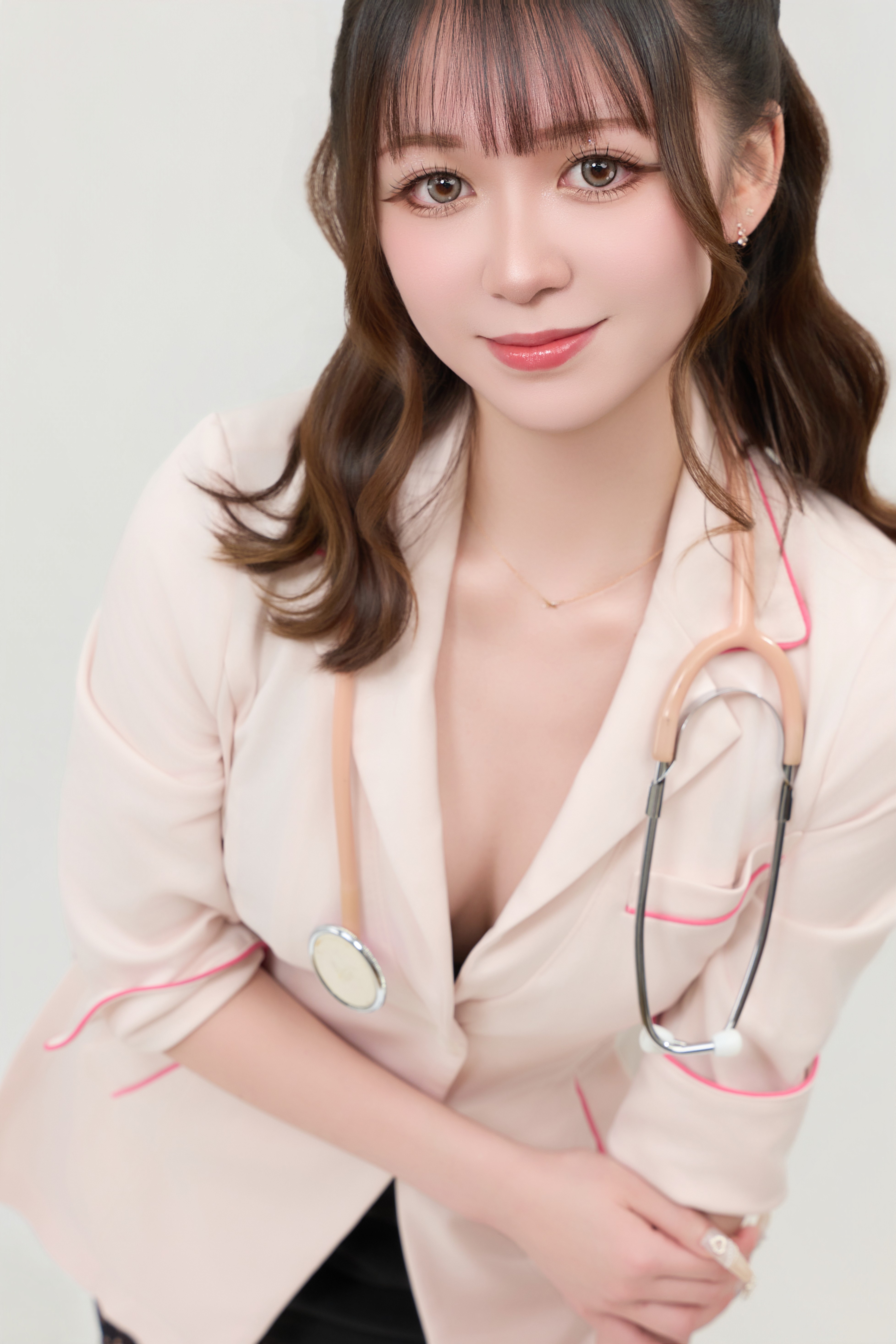 快感を追求する痴女医による、特別な診察。