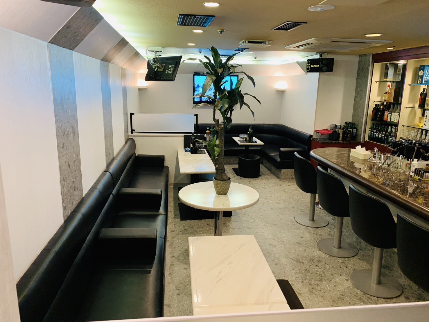 パーシェ店内 2