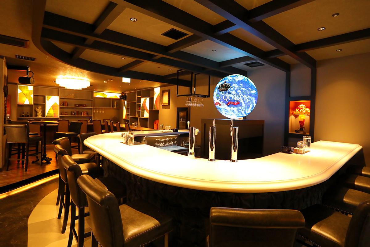 キング&クイーン店内 3