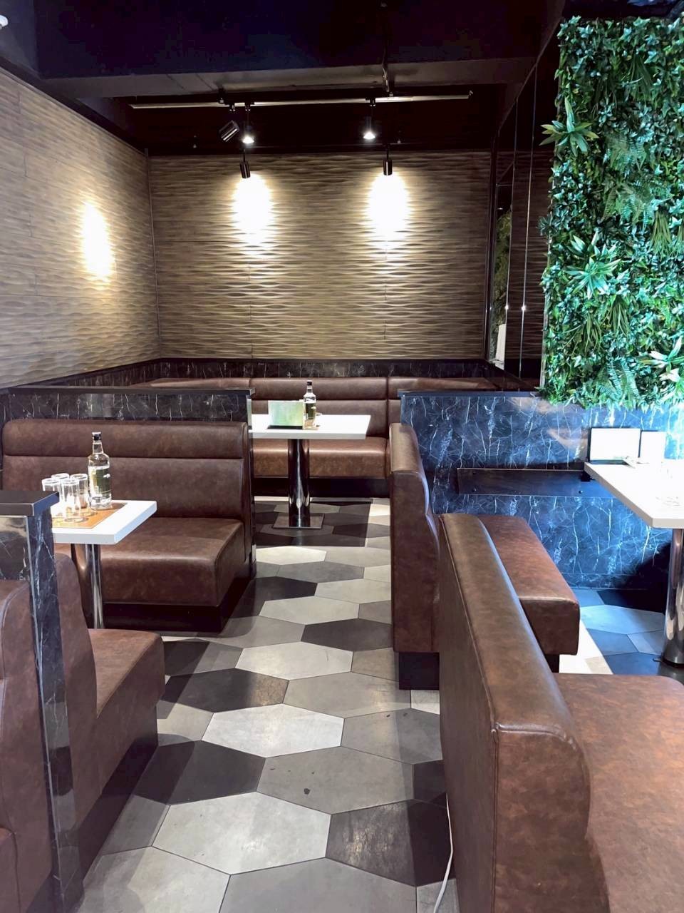 アフター5店内 3