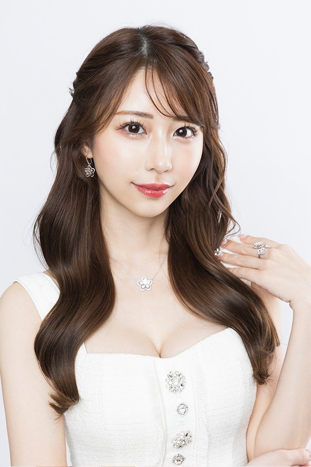 皇 ゆりのプロフィール写真2