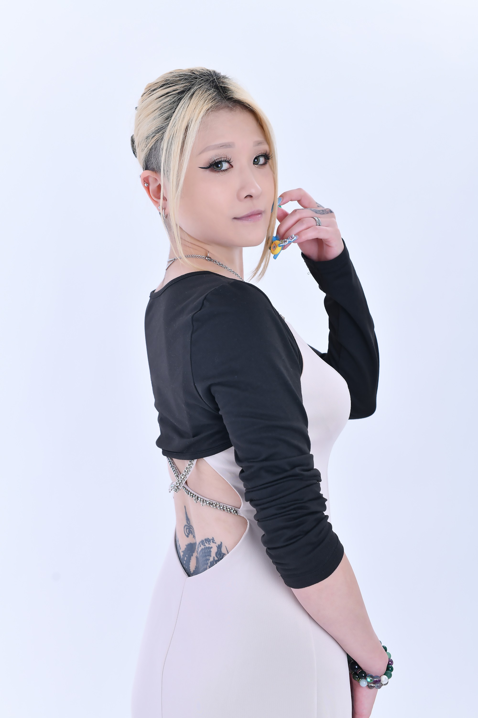 ゆうらプロフィール写真2